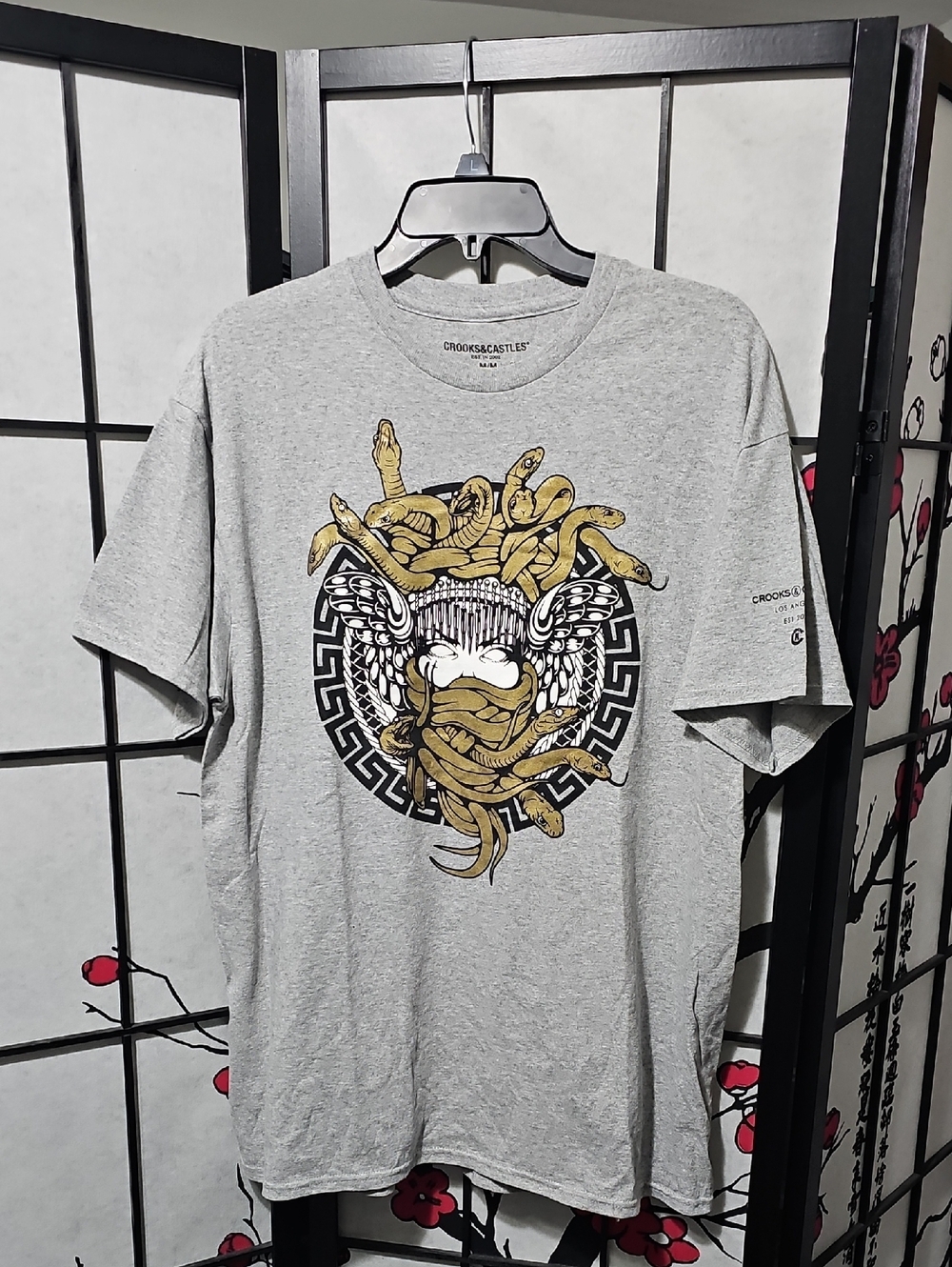 Crooks & Castles Tee Shirt‎ Medusa Snakes Medium NWT